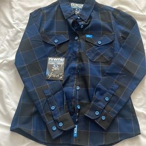 Women’s dixxon flannel NWT size small